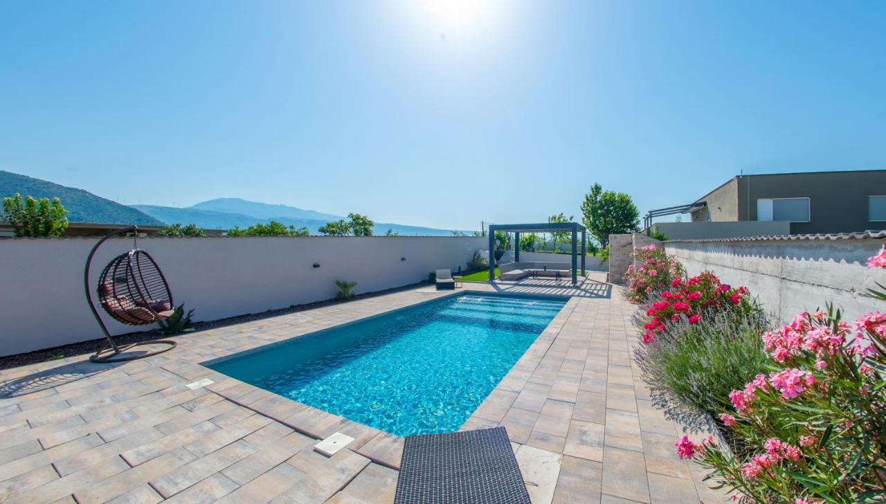 Villa Carpe Diem - With Private Pool Mostar Exterior foto